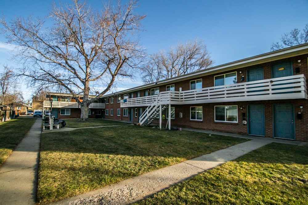 6130 W 40th Ave - Photo 3 of 14