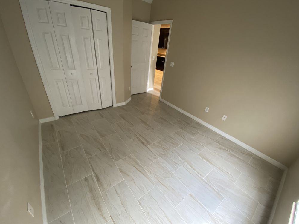 3511 East 11th Avenue - Photo 3 of 11