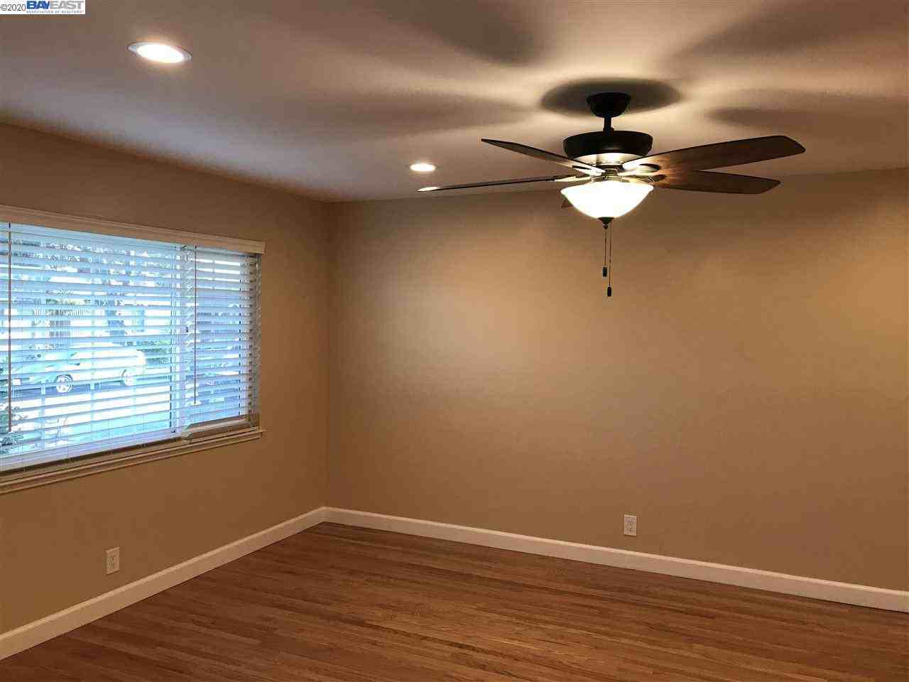 1179 Merritt Lane - Photo 3 of 39