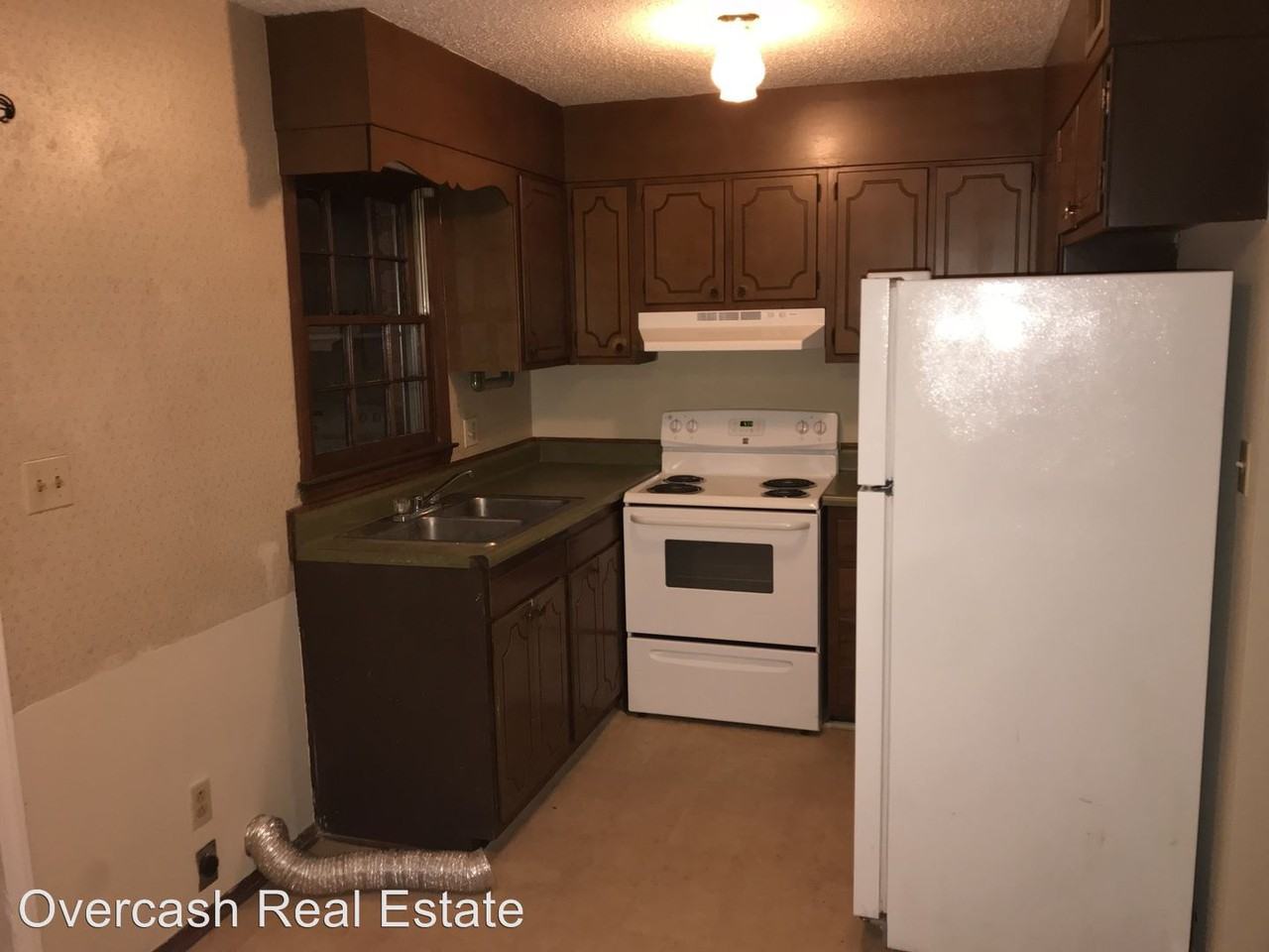 Sherwood Townhomes - Photo 3 of 7