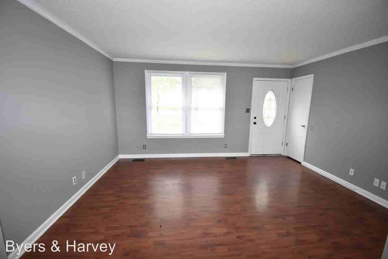421 Needlewood Drive - Photo 3 of 31