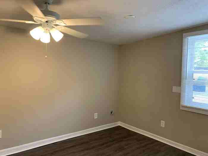 10418 Wooster Drive - Photo 3 of 10