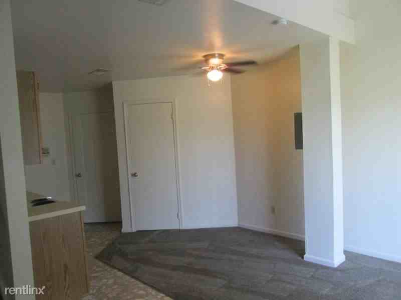 1121 Stanley Avenue 9 - Photo 2 of 6