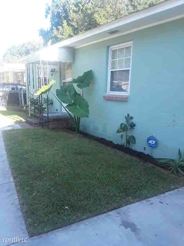 852 Tripe St - Photo 2 of 26