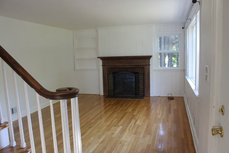 19 Evergreen Ave - Photo 2 of 24