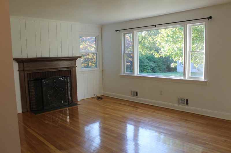 19 Evergreen Ave - Photo 3 of 24