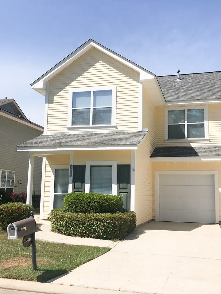 3060 Dundee Loop S - Photo 2 of 25