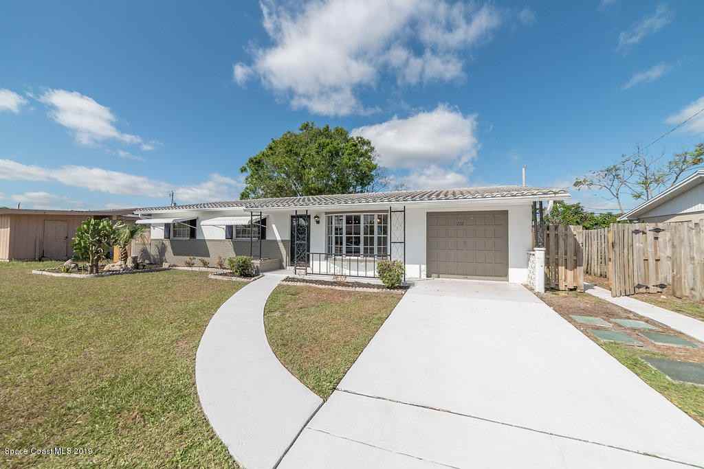 772 Ne Cadez Street Street - Photo 3 of 10