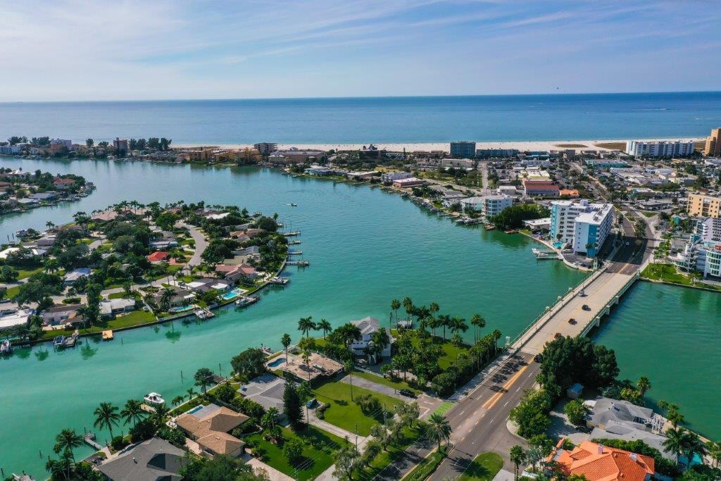 2 Treasure Ln - Photo 2 of 10