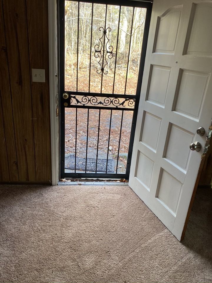 3273 Fairburn Rd Sw - Photo 2 of 15