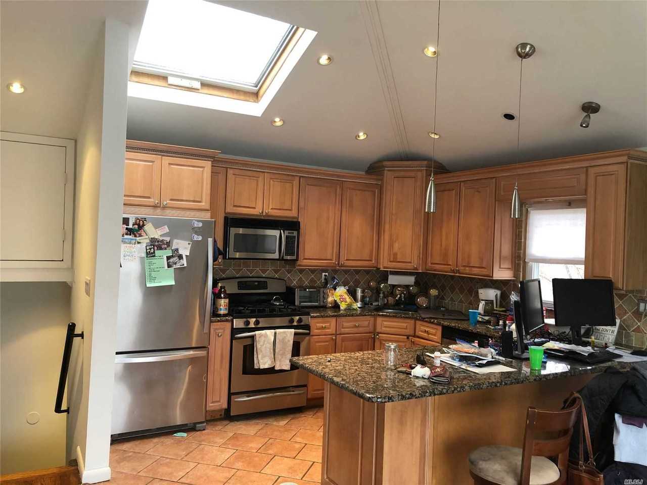 1 Marina Pl - Photo 3 of 4