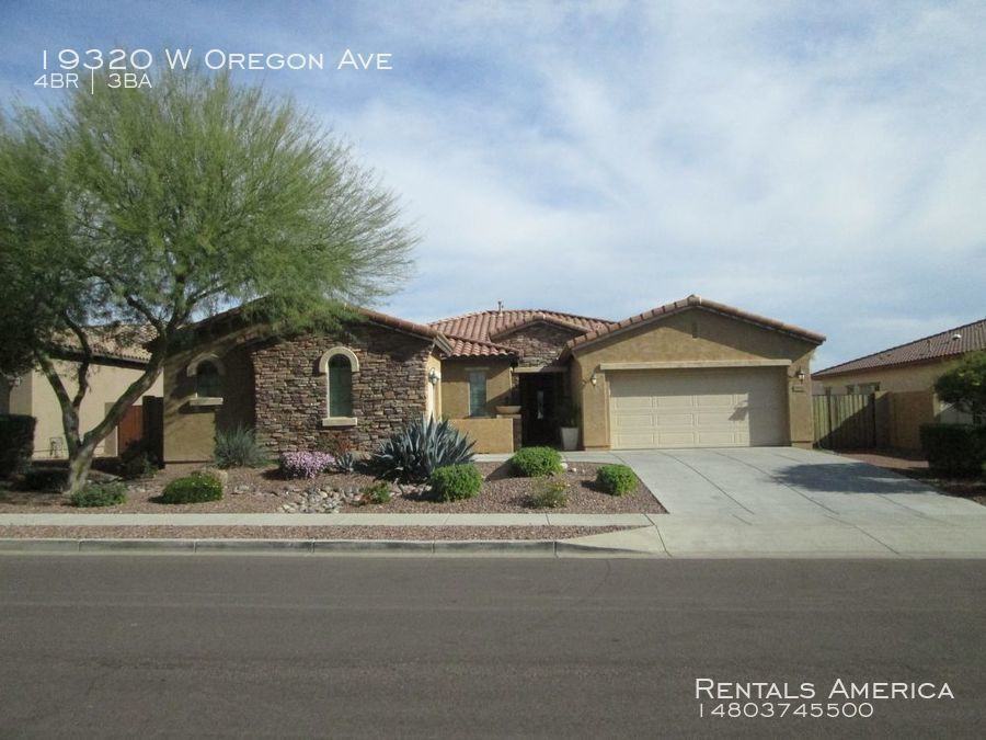 19320 W Oregon Ave - Photo 2 of 50