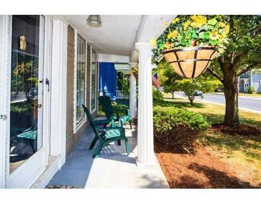 218 Main St - Photo 2 of 19