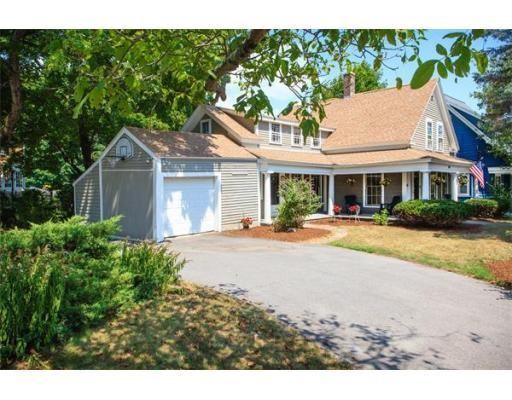 218 Main St - Photo 3 of 19