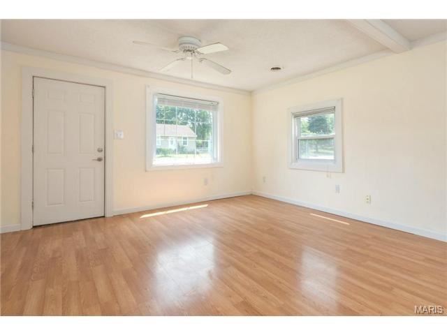 6927 Odell St - Photo 2 of 13