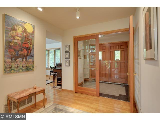 3300 St Paul Ave - Photo 3 of 18