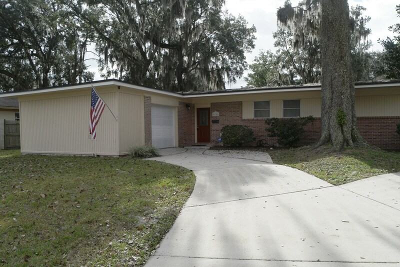 4926 San Clerc Rd - Photo 2 of 23