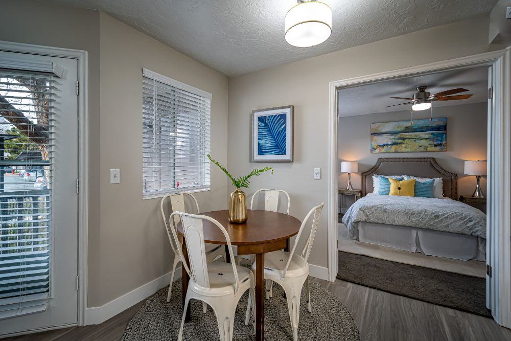 Edgewood Park Apartments - Photo 6 of 17