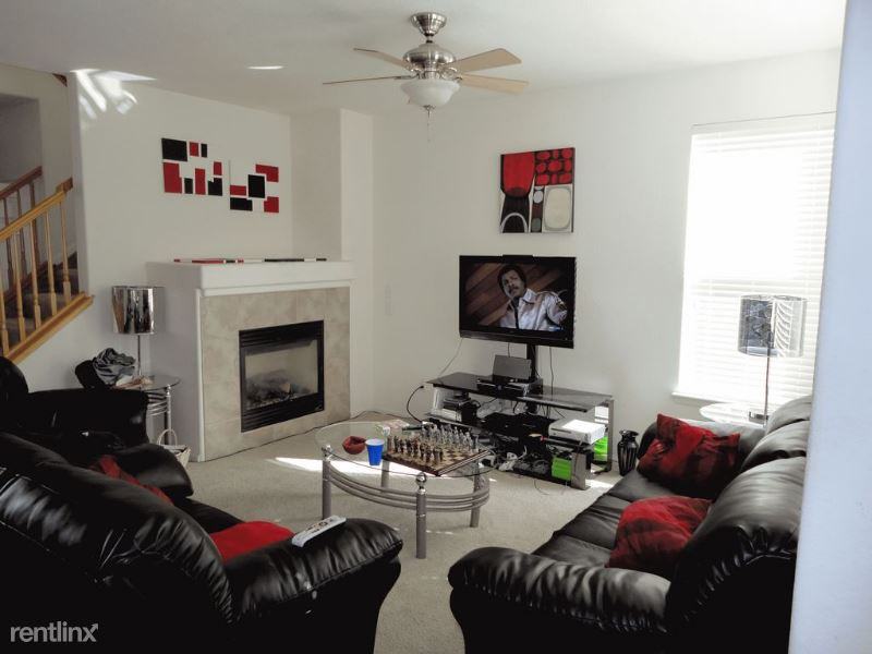 4408 S Independence Ct - Photo 2 of 8