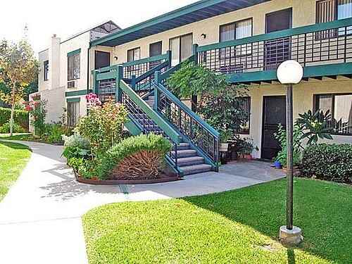 2230 S. Eastern Avenue - Photo 3 of 19