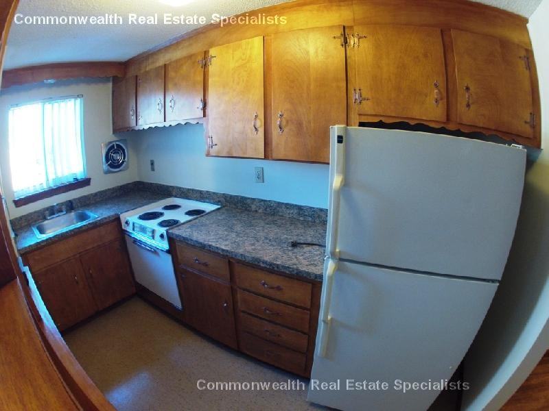 216 Washington St 6 - Photo 3 of 9