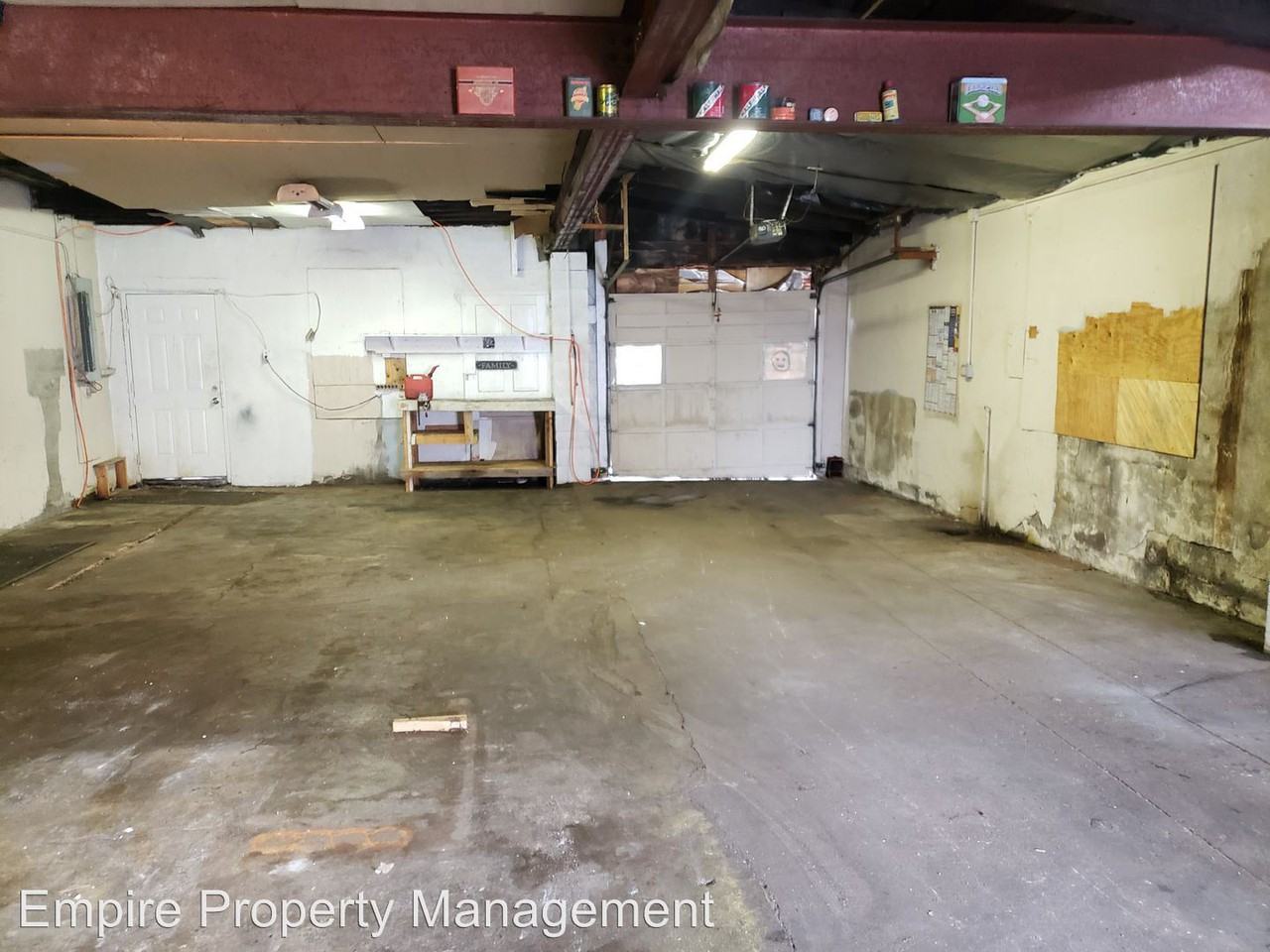 819 E 5th St - Photo 2 of 3