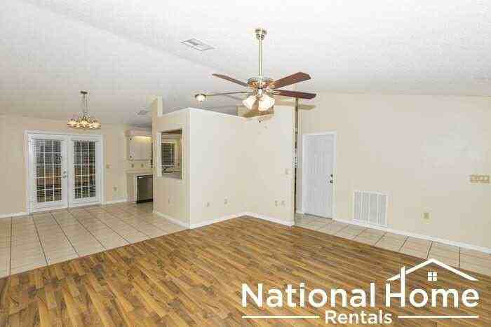 7309 Ashmore Dr - Photo 2 of 13