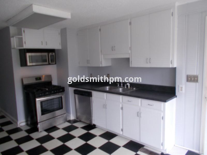 126A Cleveirvine Ave - Photo 2 of 6