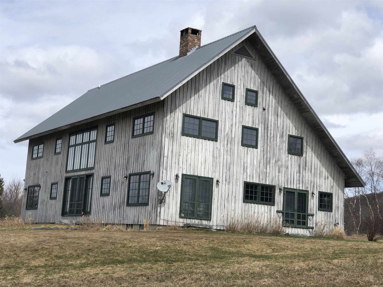 843 Telfer Hill Road - Photo 2 of 36