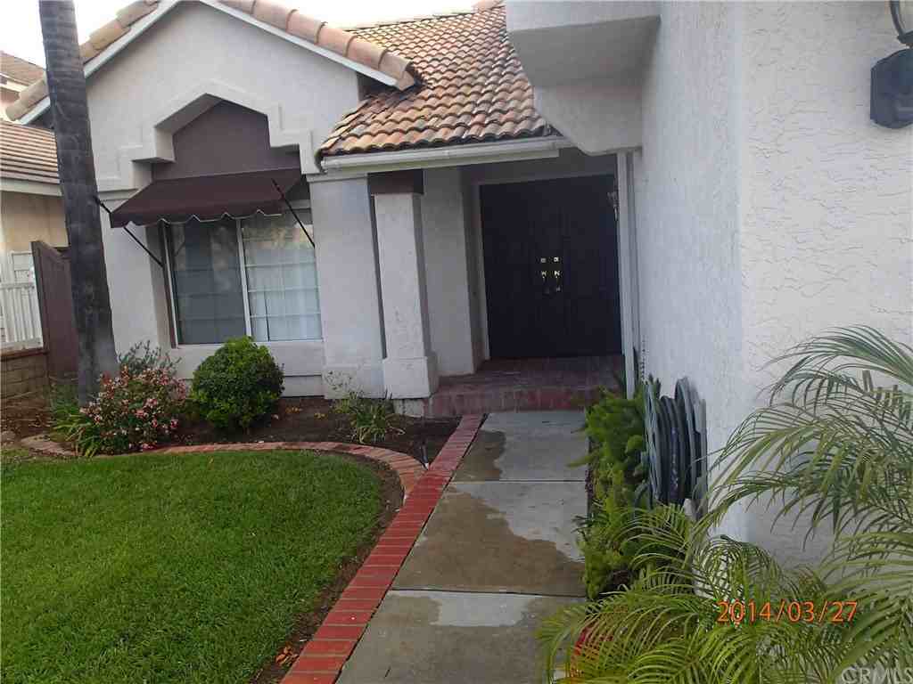 24520 Ridgewood Drive - Photo 2 of 39