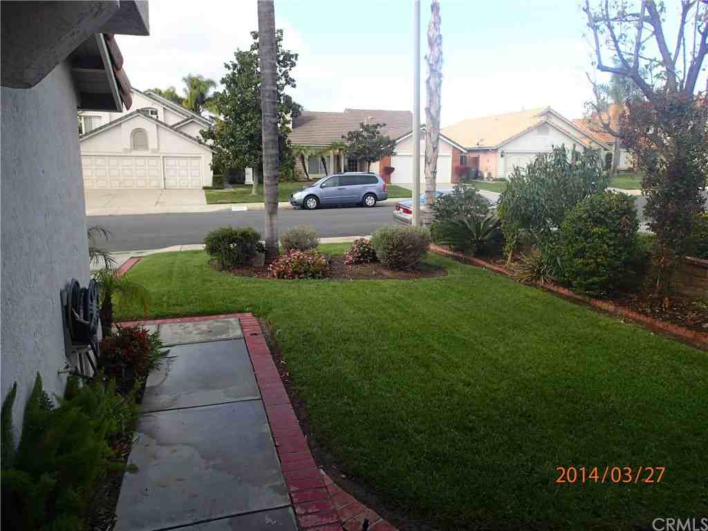 24520 Ridgewood Drive - Photo 3 of 39