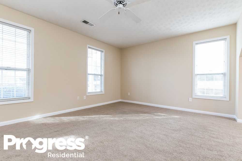 3005 Heatherbrook Trce - Photo 2 of 15