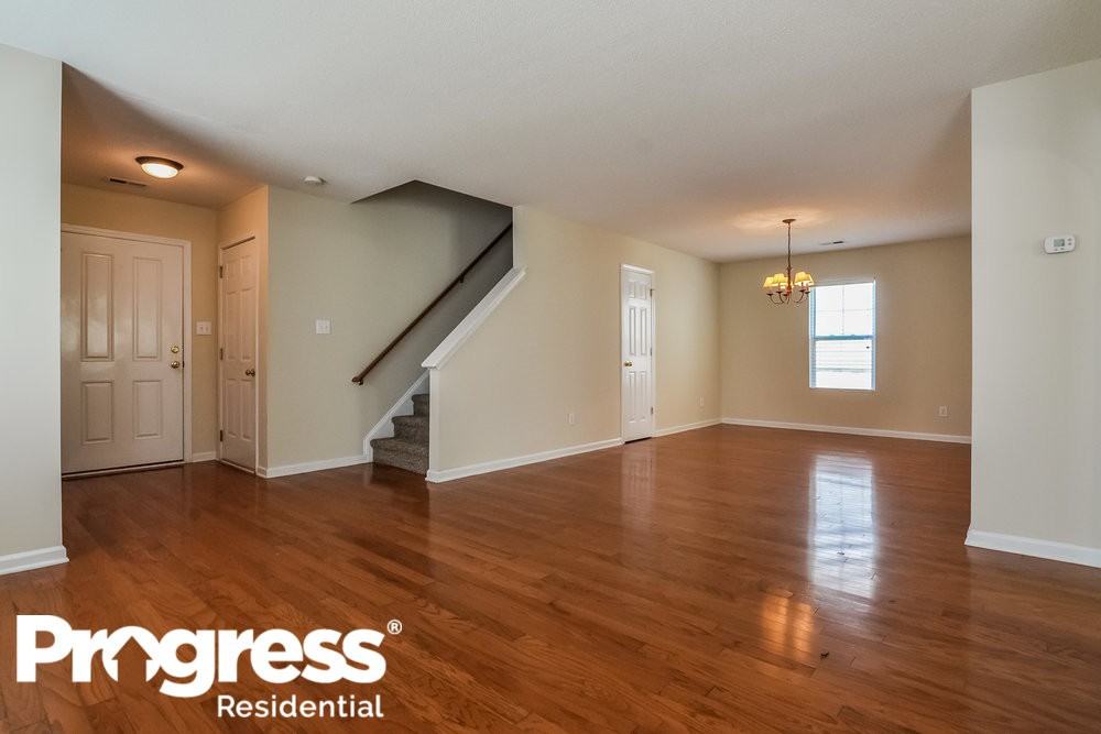 138 Brookhaven Dr - Photo 2 of 17