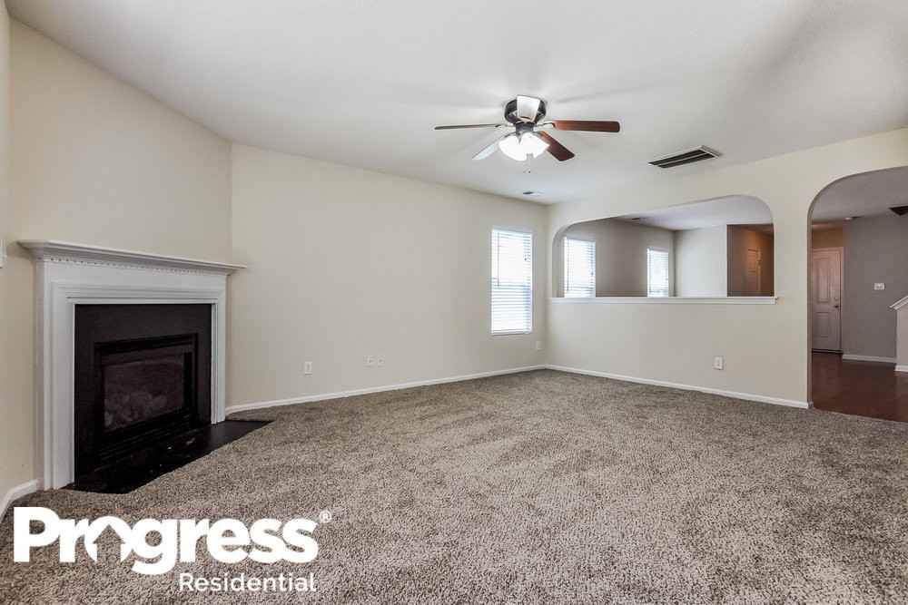 138 Brookhaven Dr - Photo 3 of 17