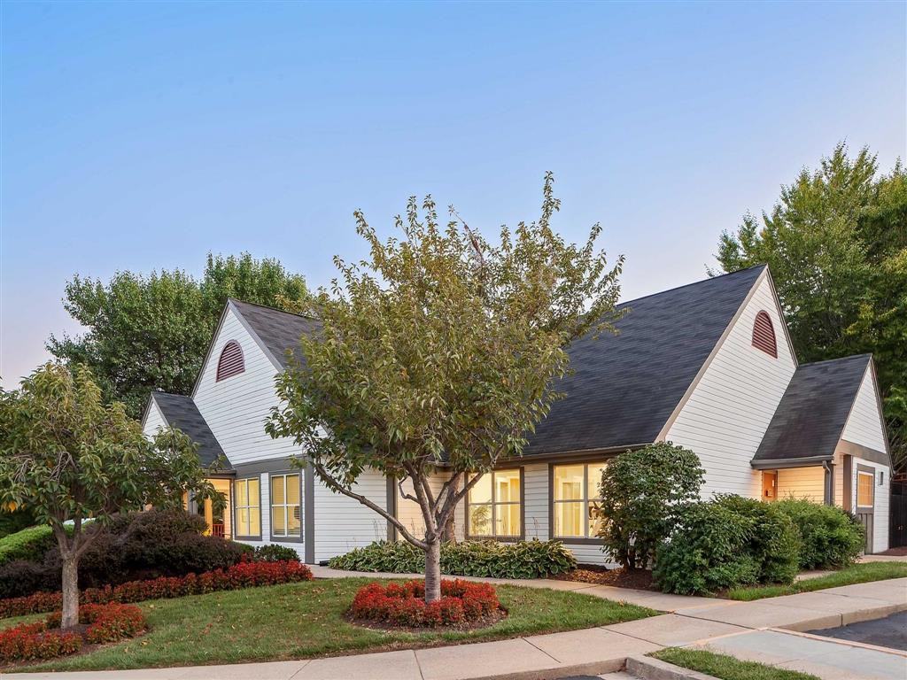 The Verandahs Apartments - Photo 3 of 15