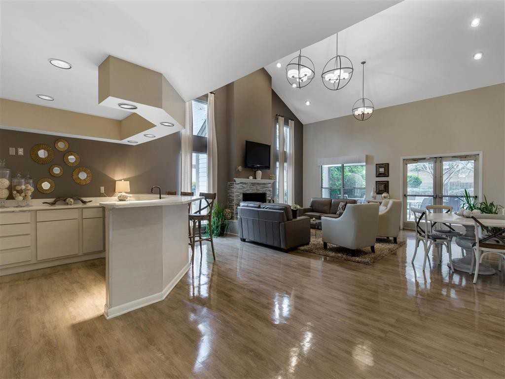 The Verandahs Apartments - Photo 4 of 15