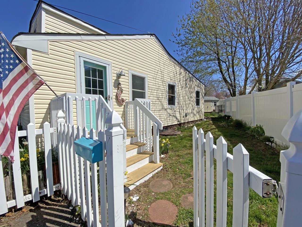 308 Marz Way - Photo 2 of 38