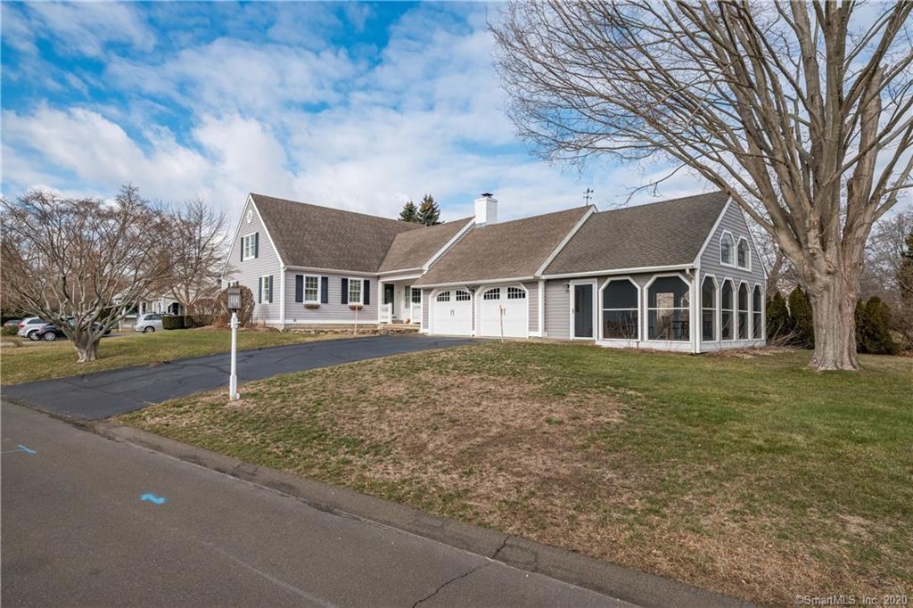 20 Indian Dr - Photo 2 of 29