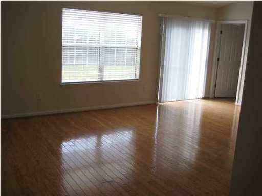 7217 Weavers Way - Photo 3 of 9