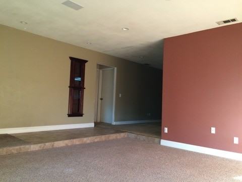 11209 Springfield St - Photo 3 of 12