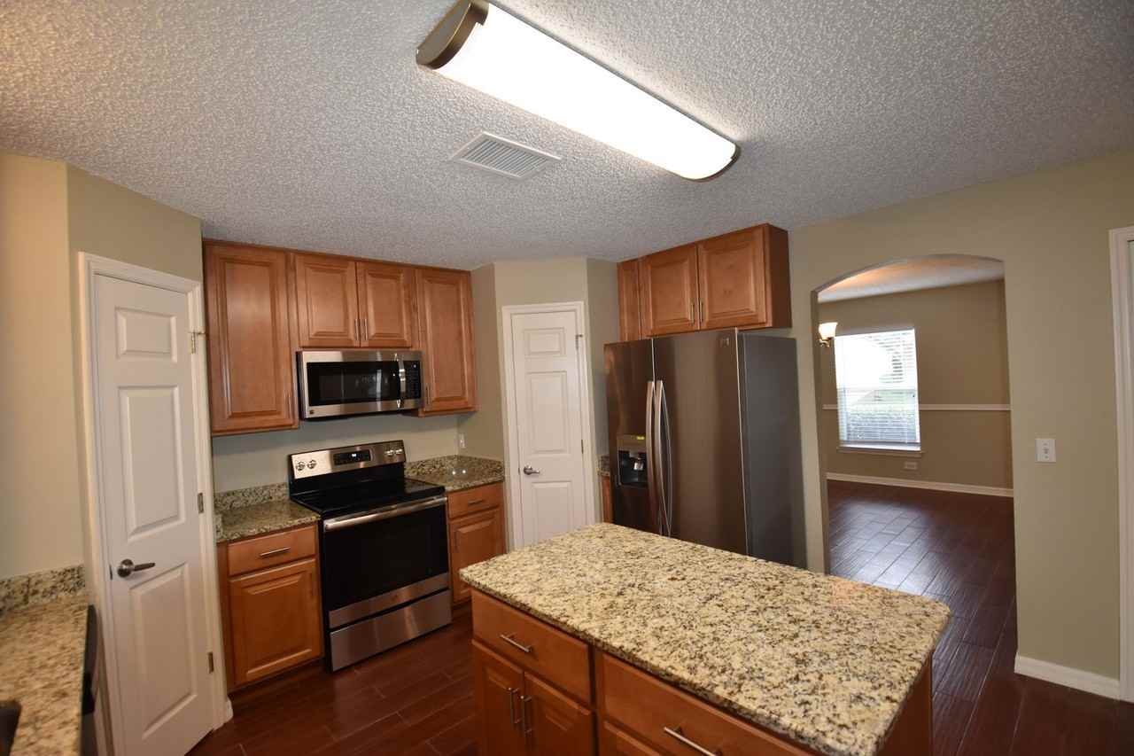 3254 Wild Pepper Ct - Photo 3 of 15