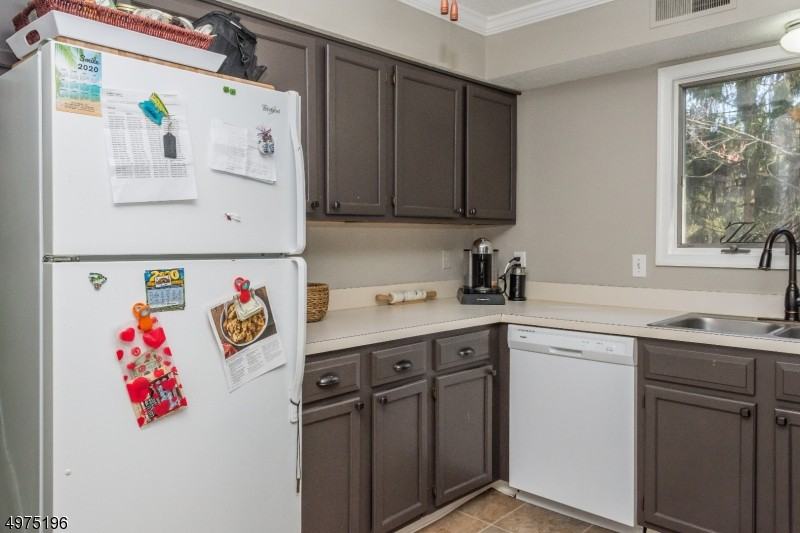 3 Stone House Ct - Photo 2 of 25