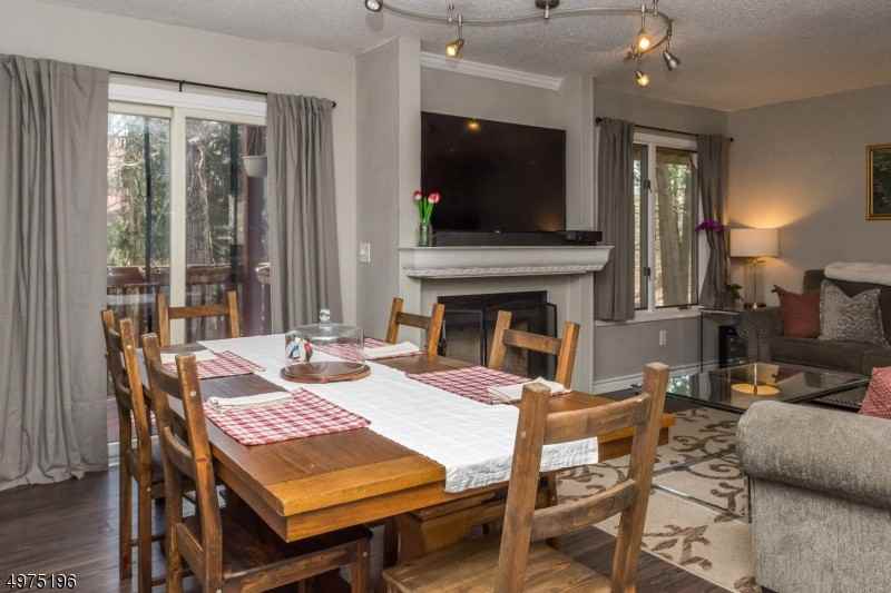 3 Stone House Ct - Photo 3 of 25