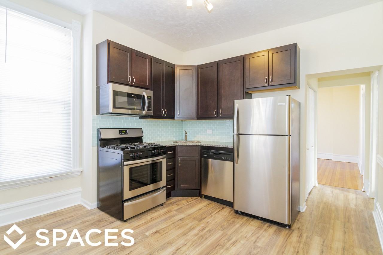 1947 N Cleveland Ave 2R, Chicago, IL 60614 Apartment for Rent