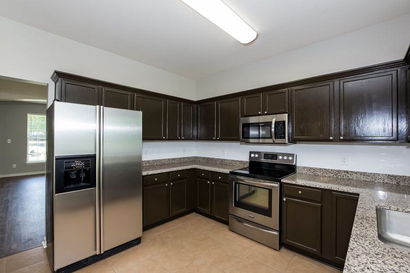 6082 Ironwood Ct - Photo 3 of 23