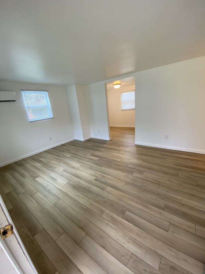 23686 L Road - Photo 3 of 10
