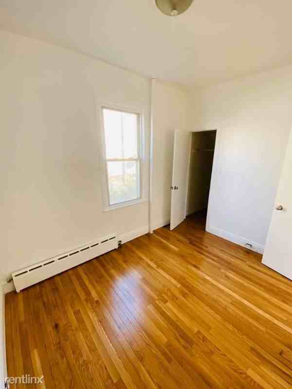 167 Columbia Street 1st Fl - Photo 2 of 9