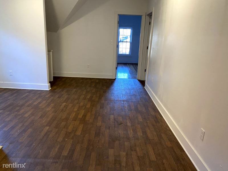 320 Winthrop Ave 3 - Photo 3 of 10