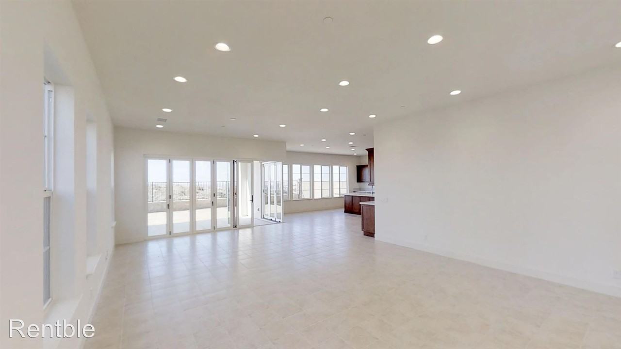 1466 Viejo Ridge Drive - Photo 3 of 24