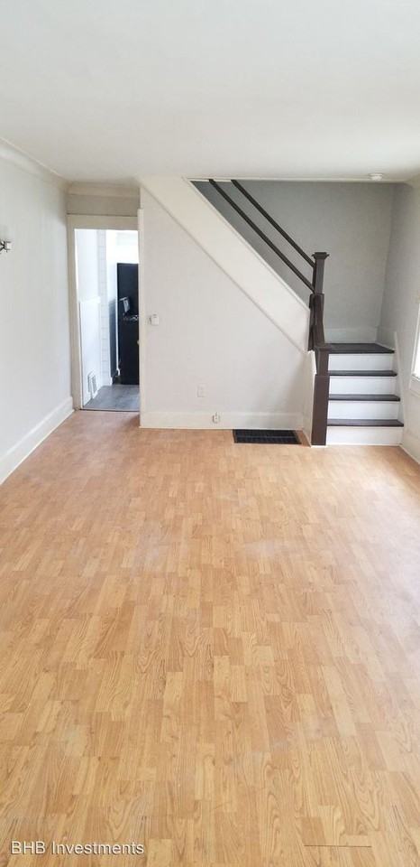 128 S Butler Ave - Photo 3 of 19
